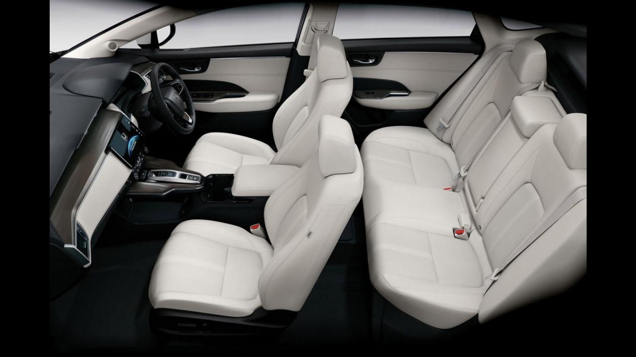 honda-clarity (11).jpg