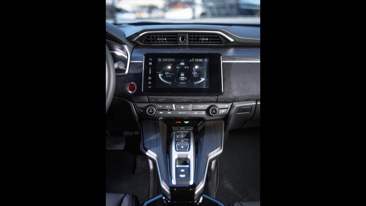 honda-clarity (12).jpg