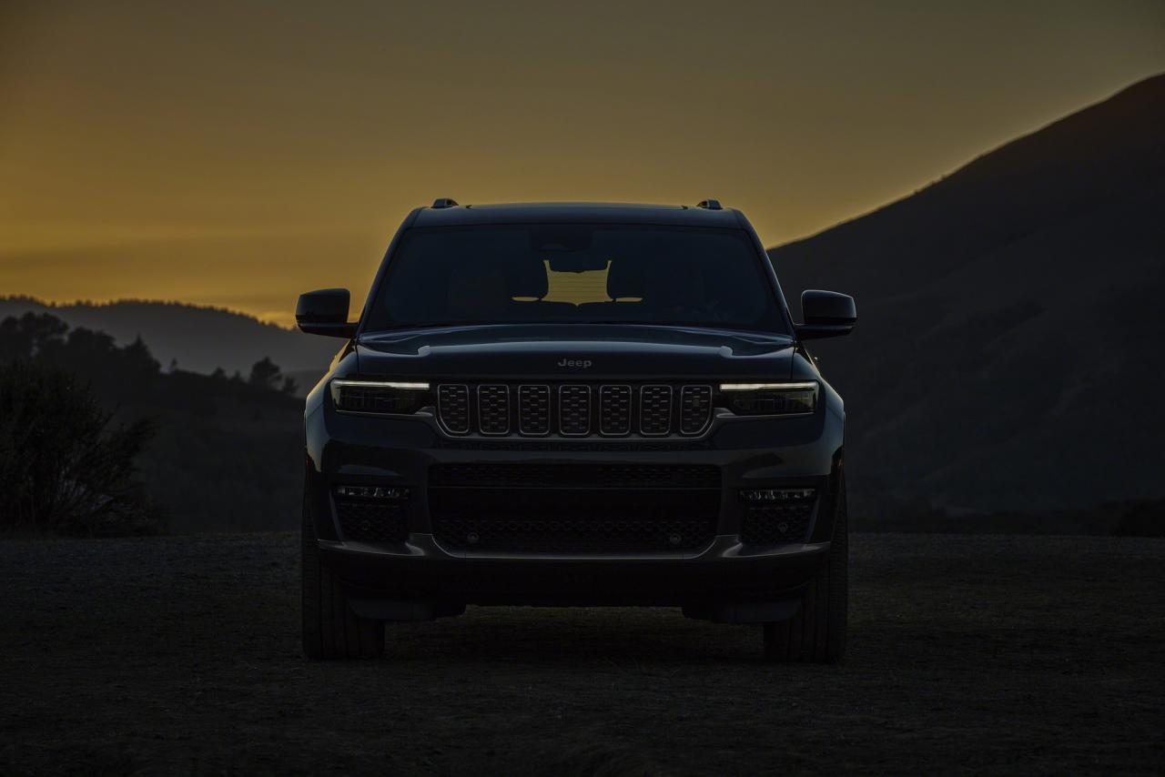 2021-Jeep-Grand-Cherokee-L-12-2.jpg