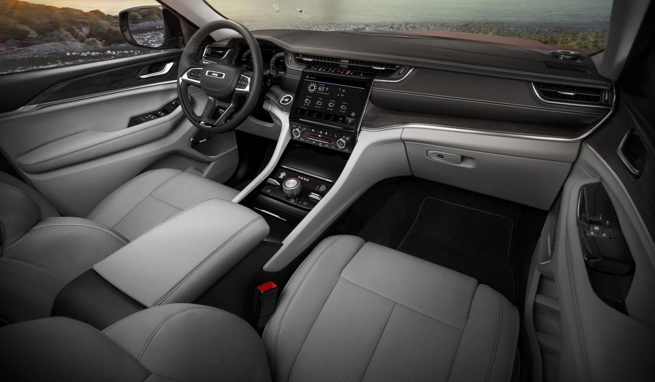 2021-Jeep-Grand-Cherokee-L-76-1.jpg