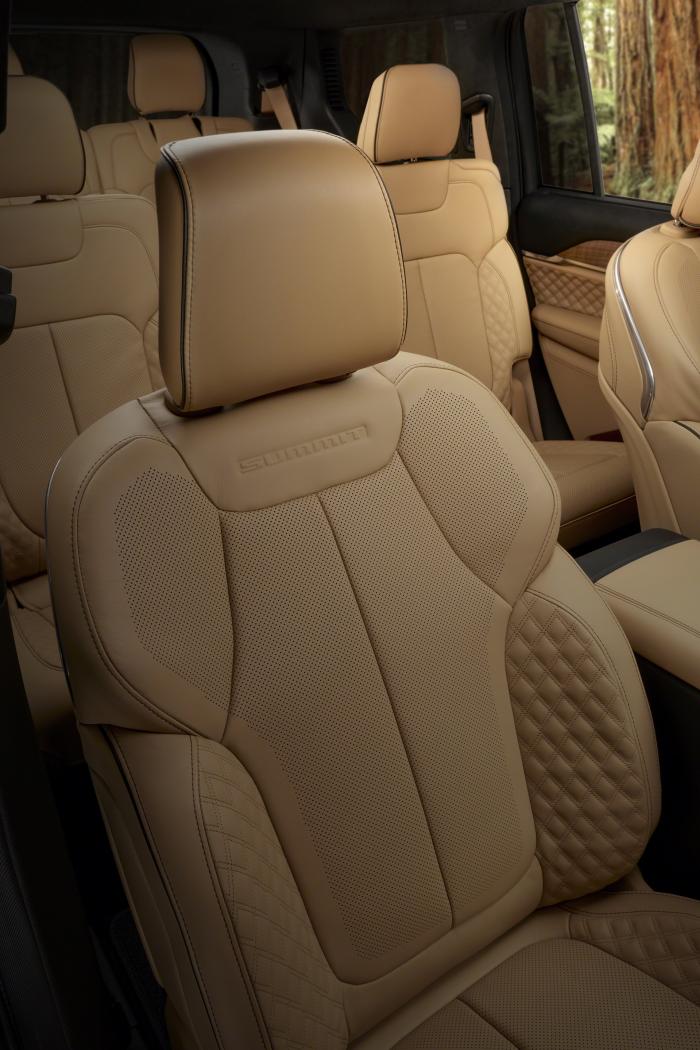 2021-Jeep-Grand-Cherokee-L-92-1.jpg