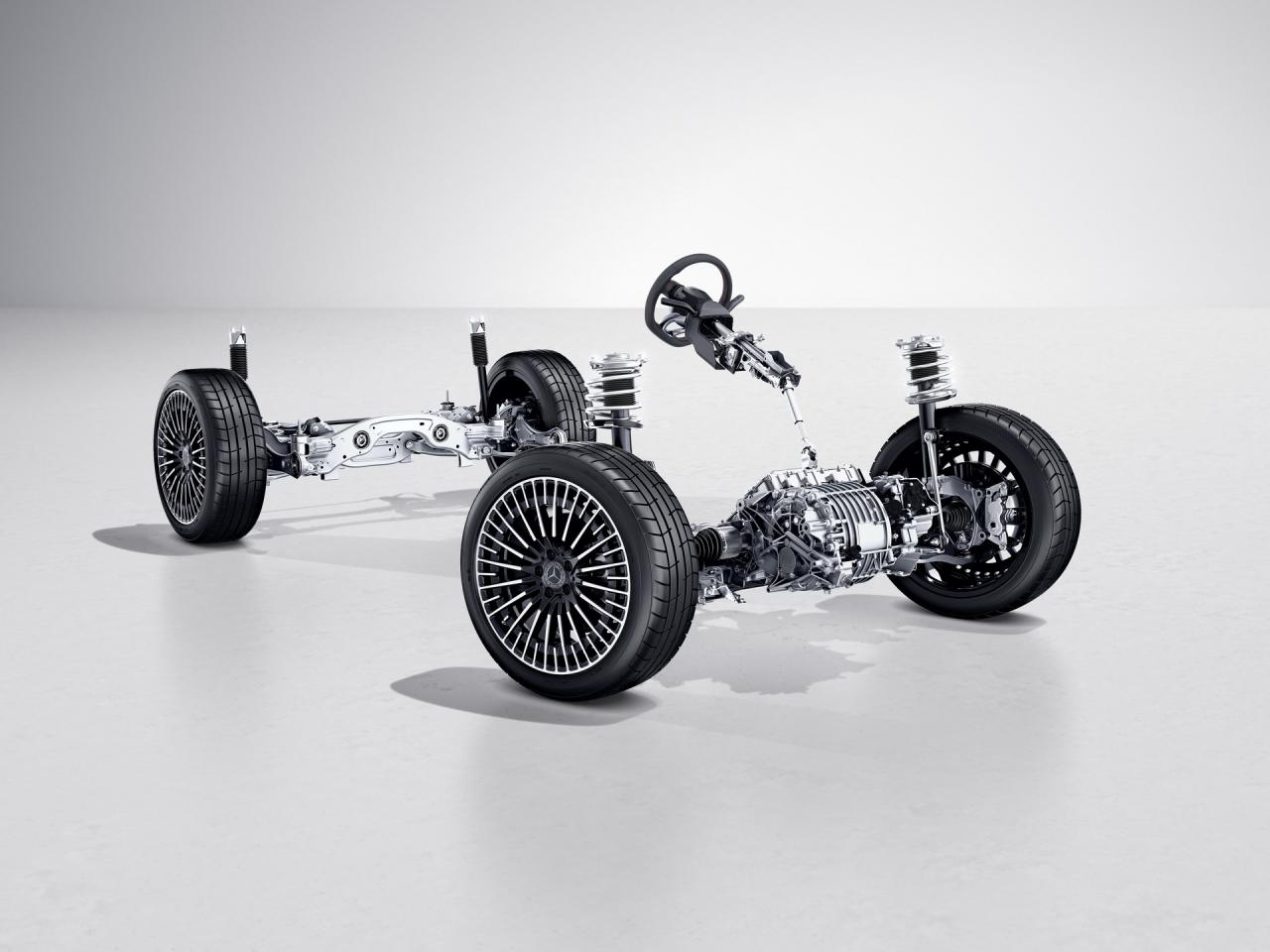 2021-Mercedes-EQA-250-85.jpg