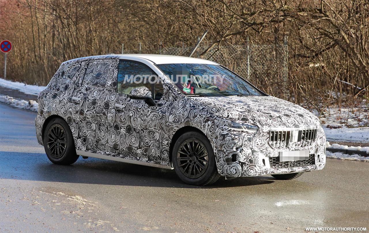2021-bmw-2-series-active-tourer-spy-shots--photo-credits-baldauf-sb-medien_100777146_h.jpg