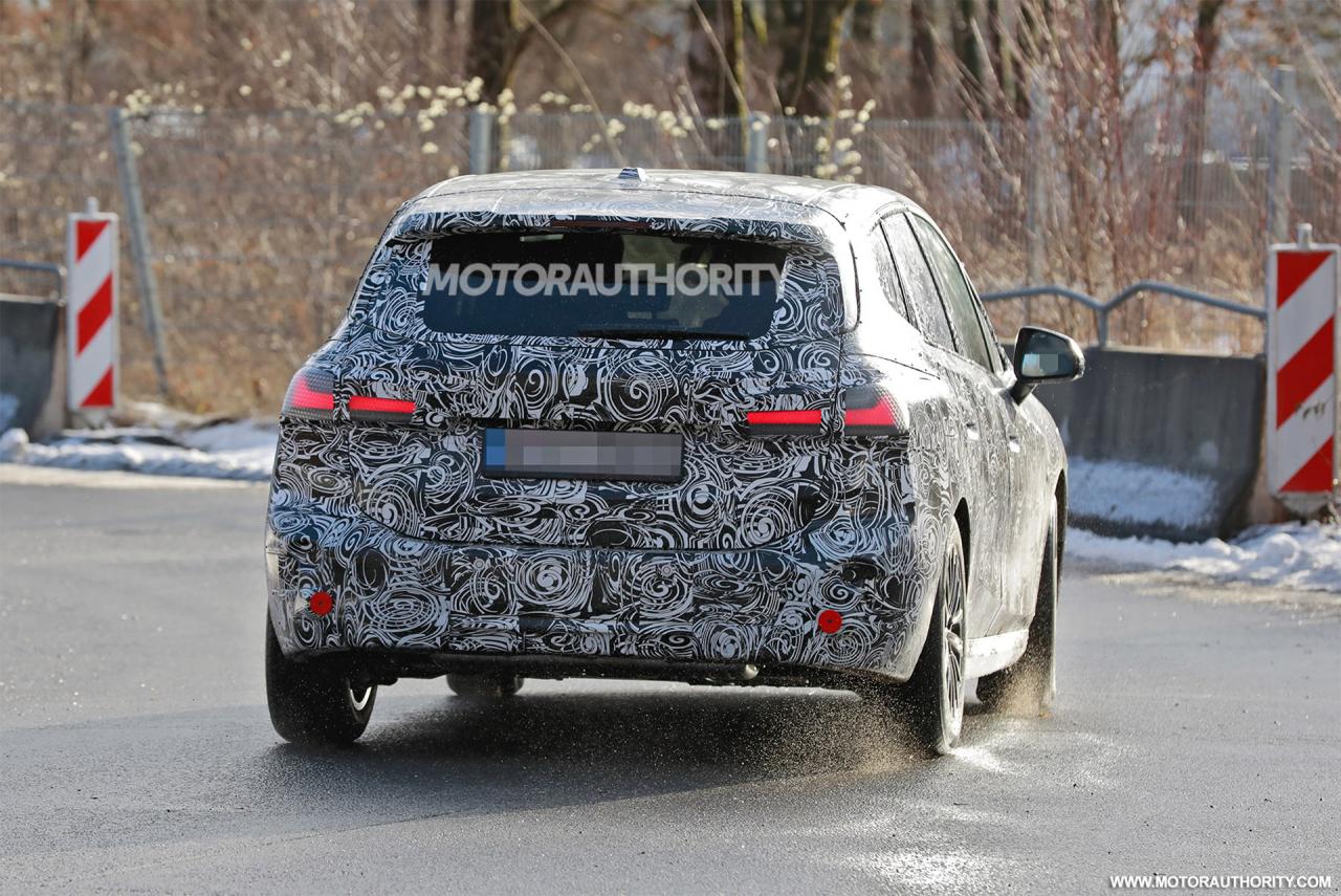 2021-bmw-2-series-active-tourer-spy-shots--photo-credits-baldauf-sb-medien_100777153_h.jpg