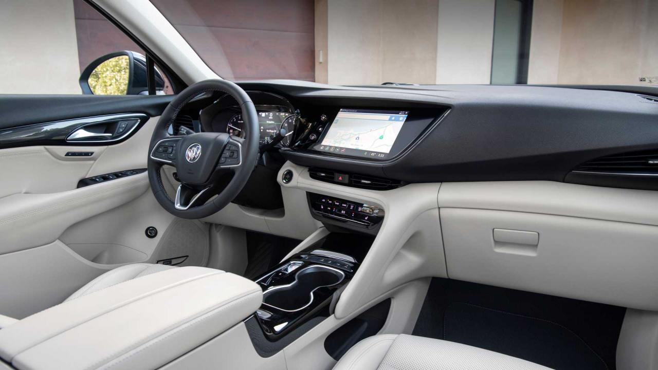 2021-buick-envision-avenir-interior.jpg