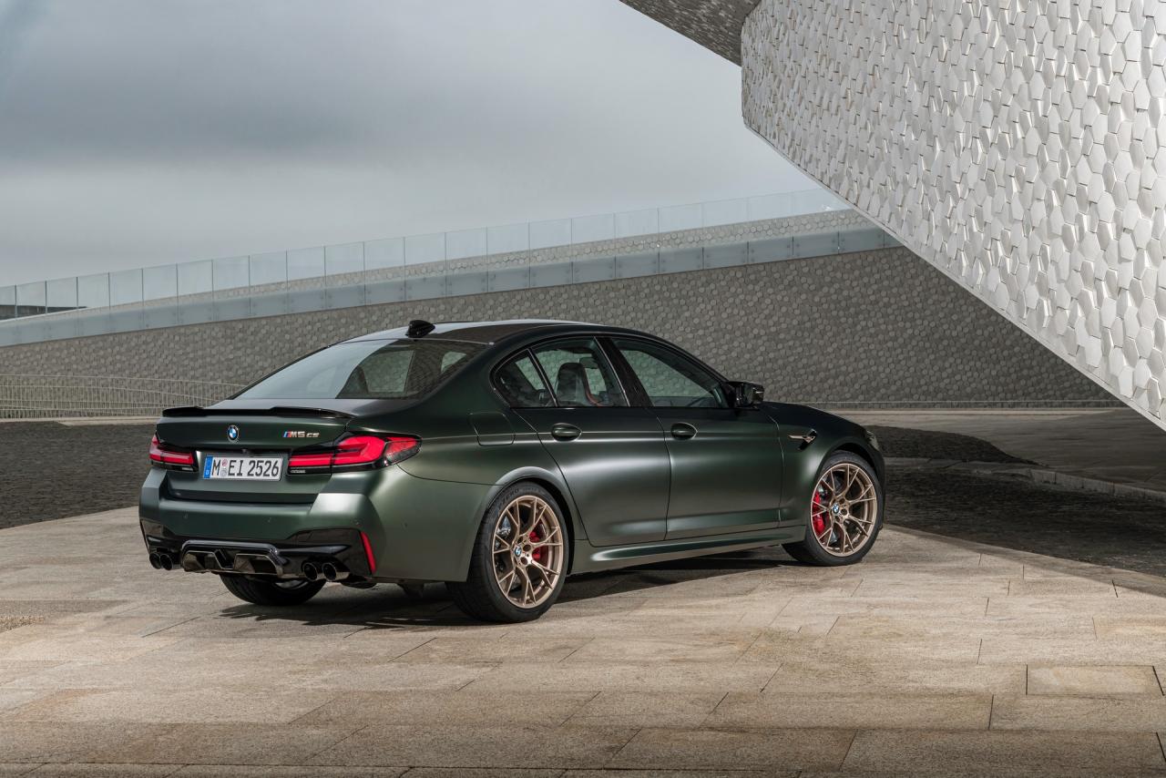 2022-BMW-M5-CS-54.jpg
