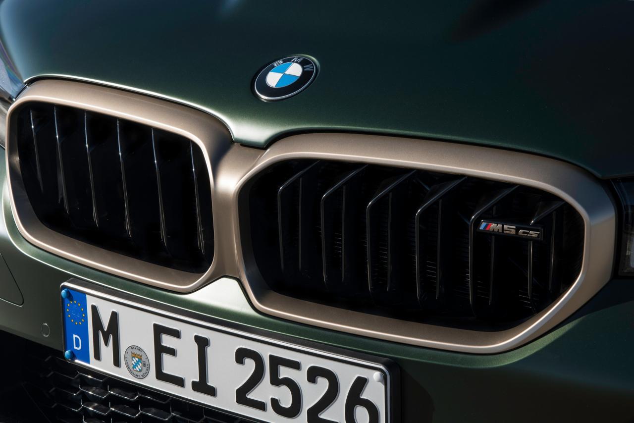 2022-BMW-M5-CS-65.jpg