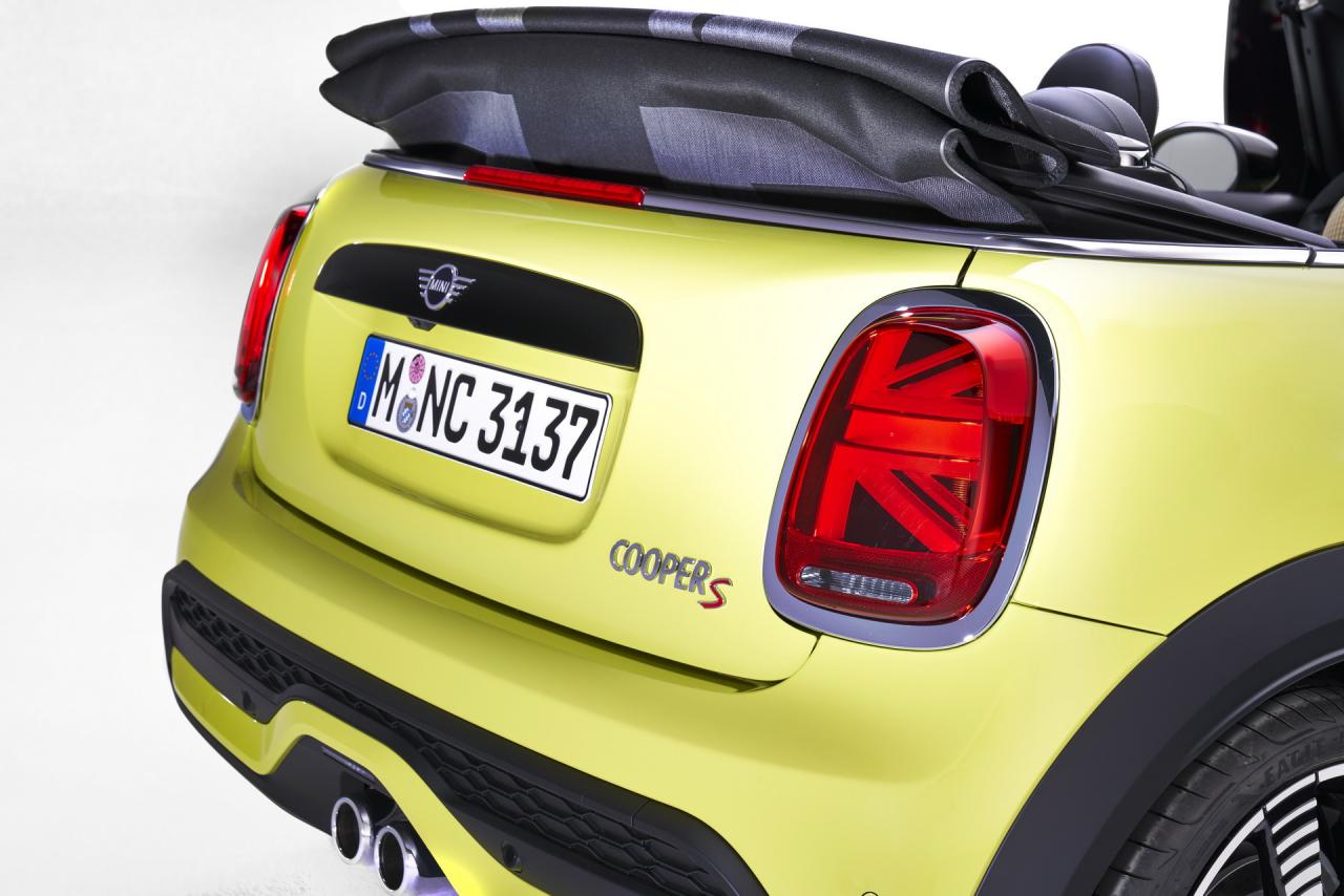 2022-MINI-Hatch-Cabrio-195.jpg