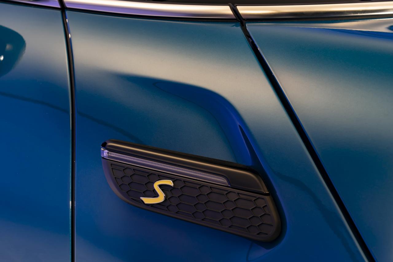 2022-MINI-Hatch-Cabrio-86.jpg