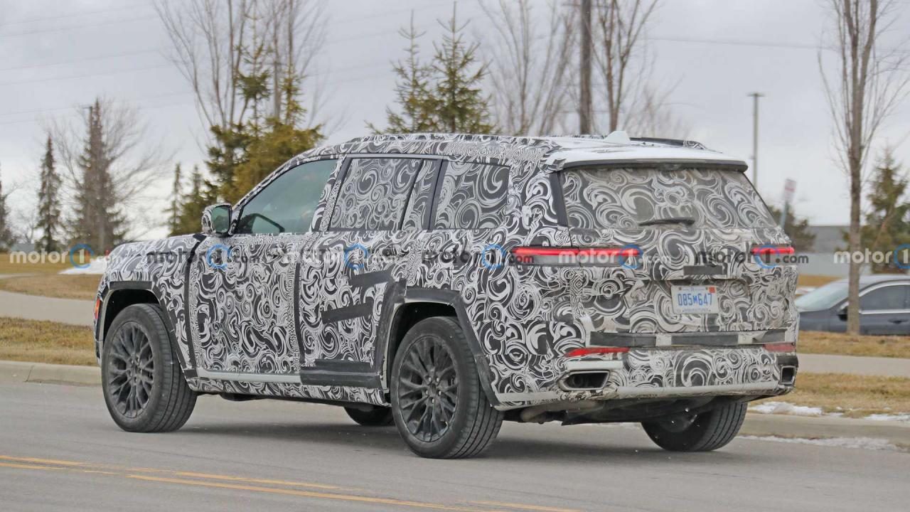 2058178350_2022-jeep-grand-cherokee-in-light-camo(4).thumb.jpg.9fc7bb0189ffafab4d91368cf562fdc5.jpg