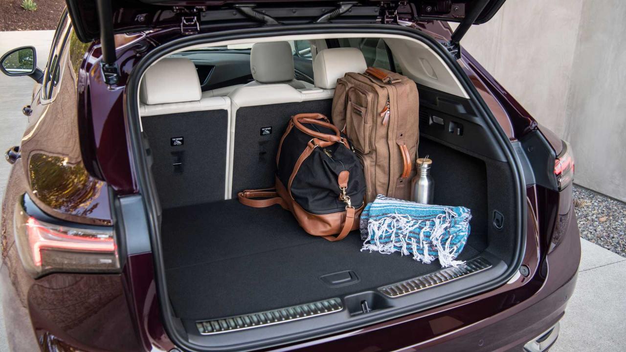 2021-buick-envision-avenir (5).jpg