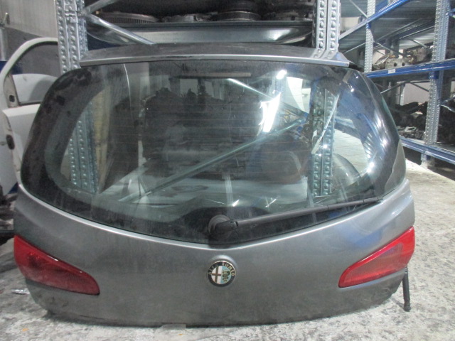COFANO-PORTELLONE-POSTERIORE-ALFA-ROMEO-147-GRIGIO.jpg.db7847fbe844255caa24326cb398de4a.jpg
