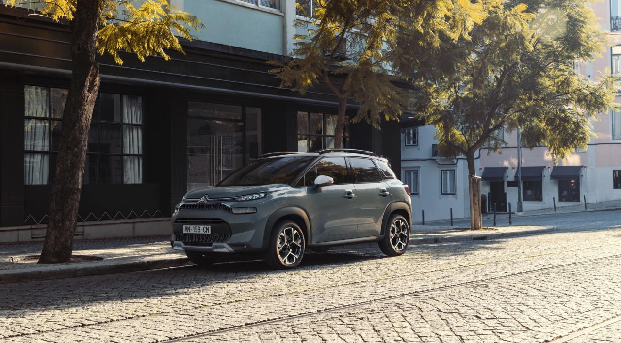 2021-Citroen-C3-Aircross-01.jpg