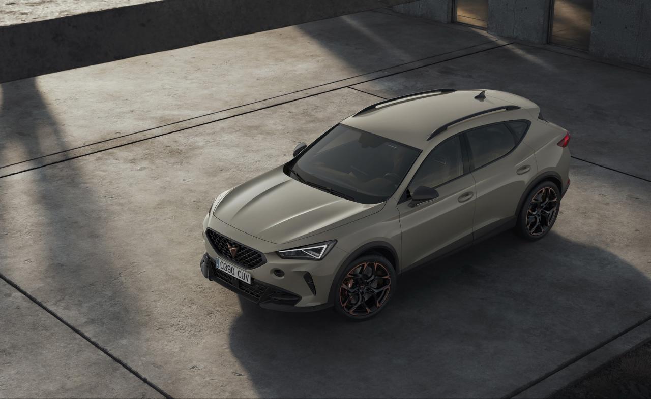 2021-cupra-formentor-vz5-2.jpg