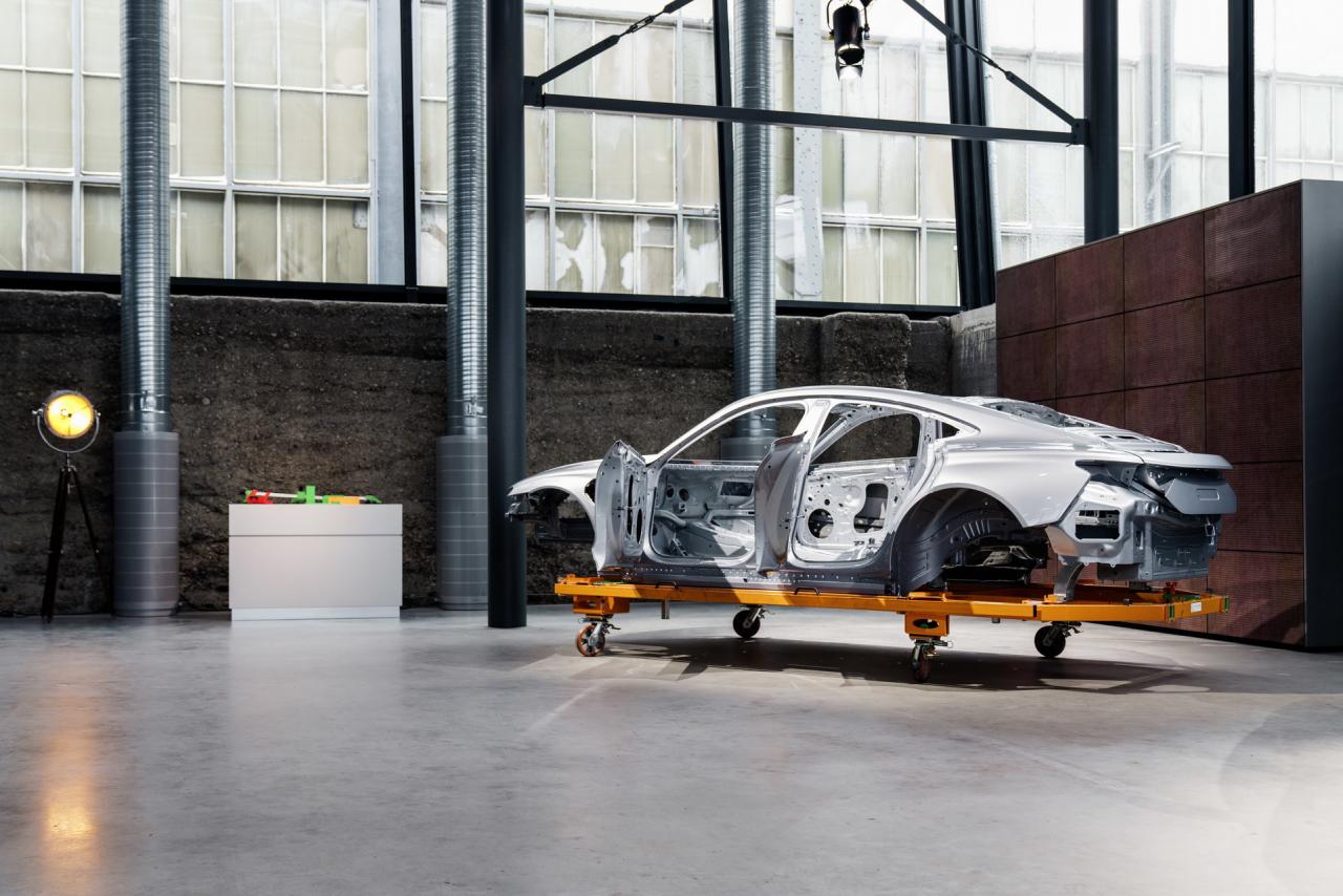 2022-Audi-e-tron-GT-103.jpg