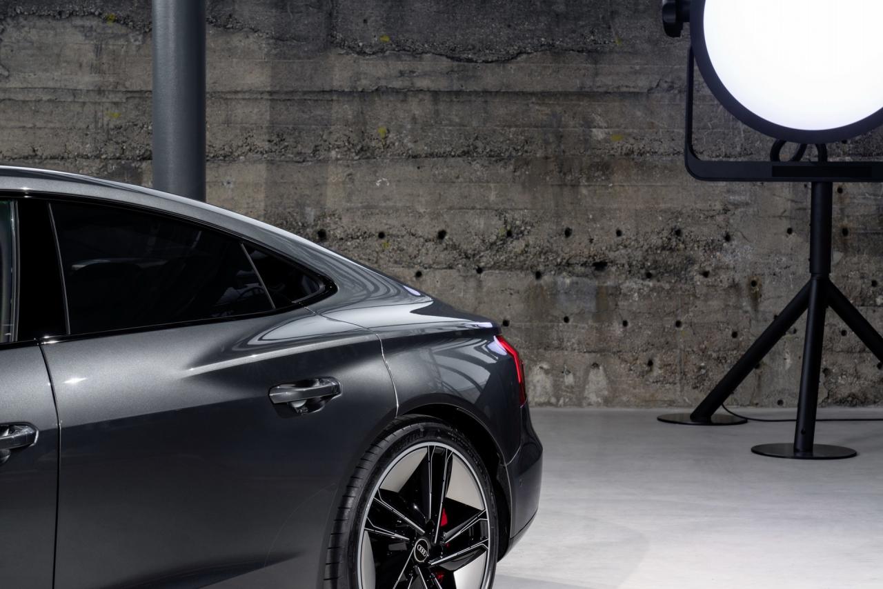 2022-Audi-e-tron-GT-33.jpg