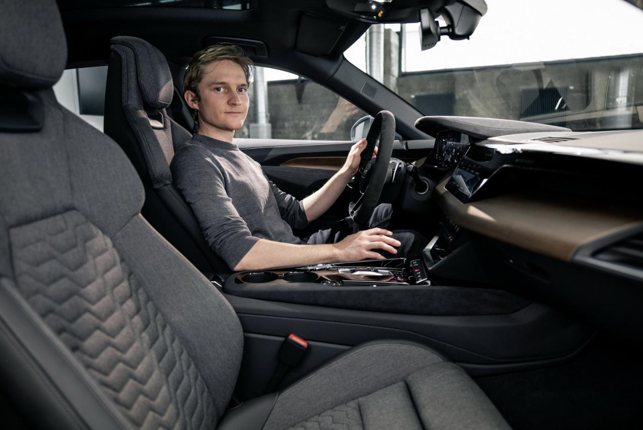 2022-Audi-e-tron-GT-38.jpg