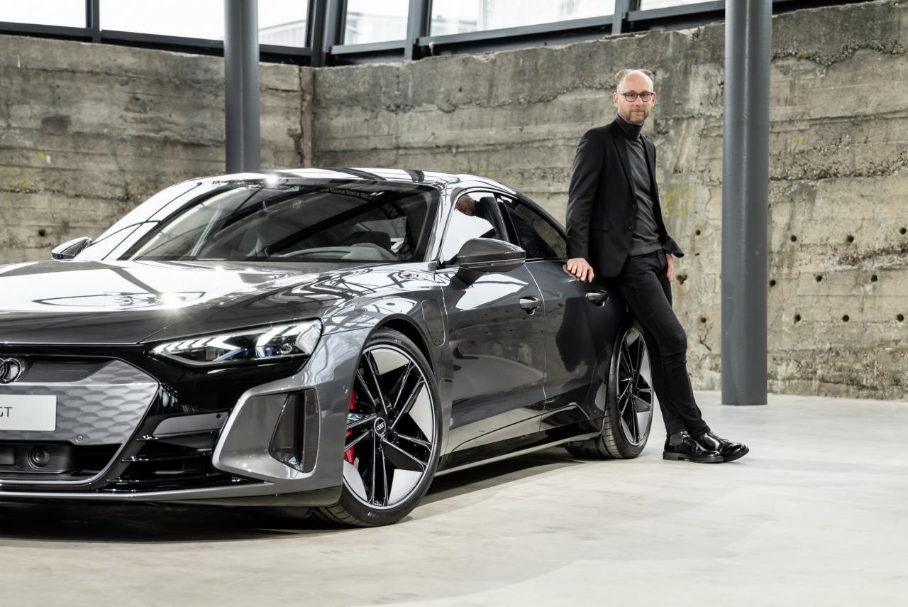 2022-Audi-e-tron-GT-46.jpg