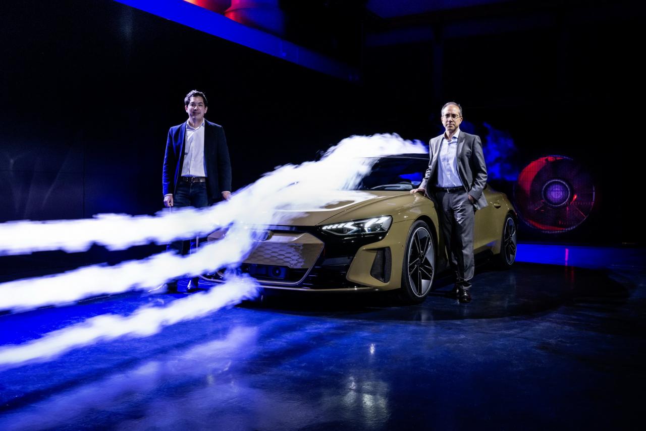 2022-Audi-e-tron-GT-65.jpg