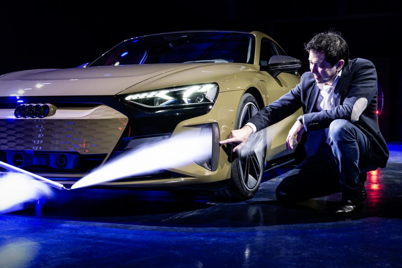 2022-Audi-e-tron-GT-67.jpg