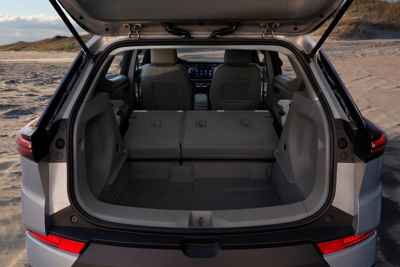 2022-Chevrolet-Bolt-EUV-17.jpg