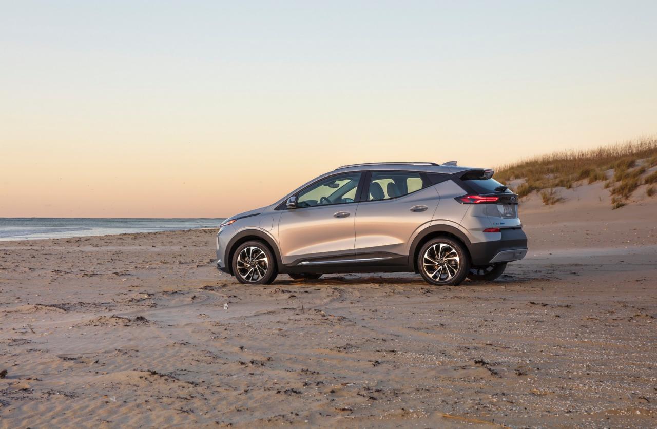 2022-Chevrolet-Bolt-EUV-4-1.jpg