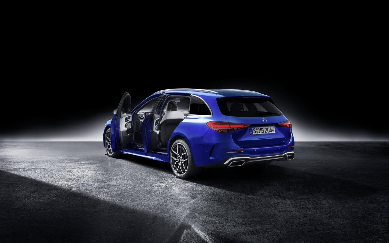 2022-Mercedes-Benz-C-Class-101.jpg