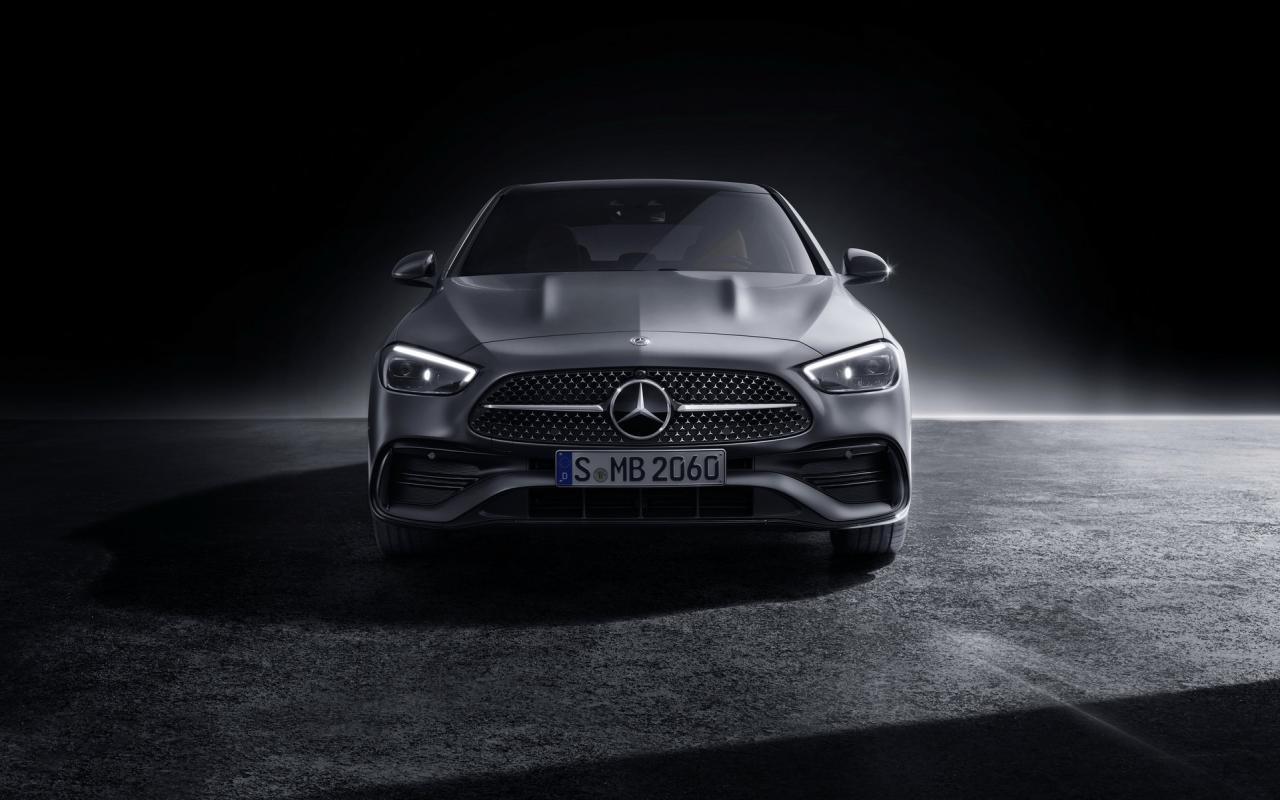 2022-Mercedes-Benz-C-Class-118.jpg