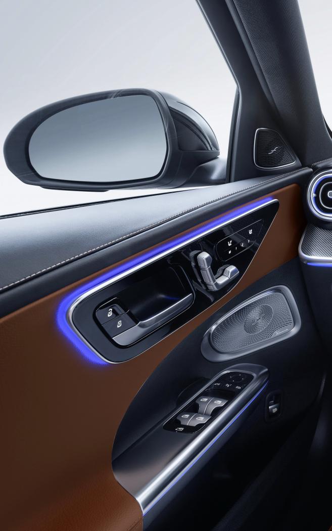 2022-Mercedes-Benz-C-Class-128.jpg