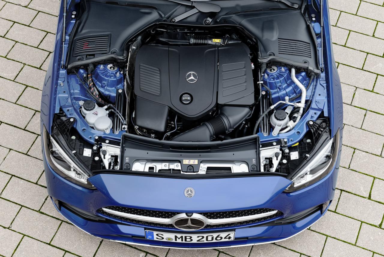 2022-Mercedes-Benz-C-Class-67-1.jpg