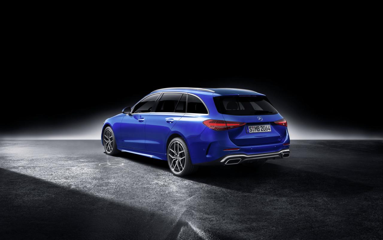 2022-Mercedes-Benz-C-Class-79-1.jpg