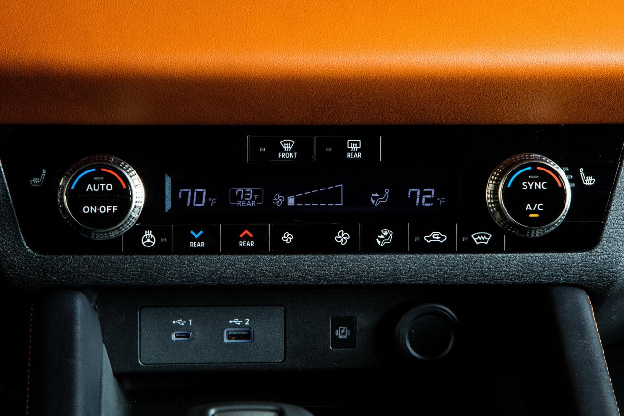 2022-Mitsubishi-Outlander-32-SUV-CarScoops.jpg