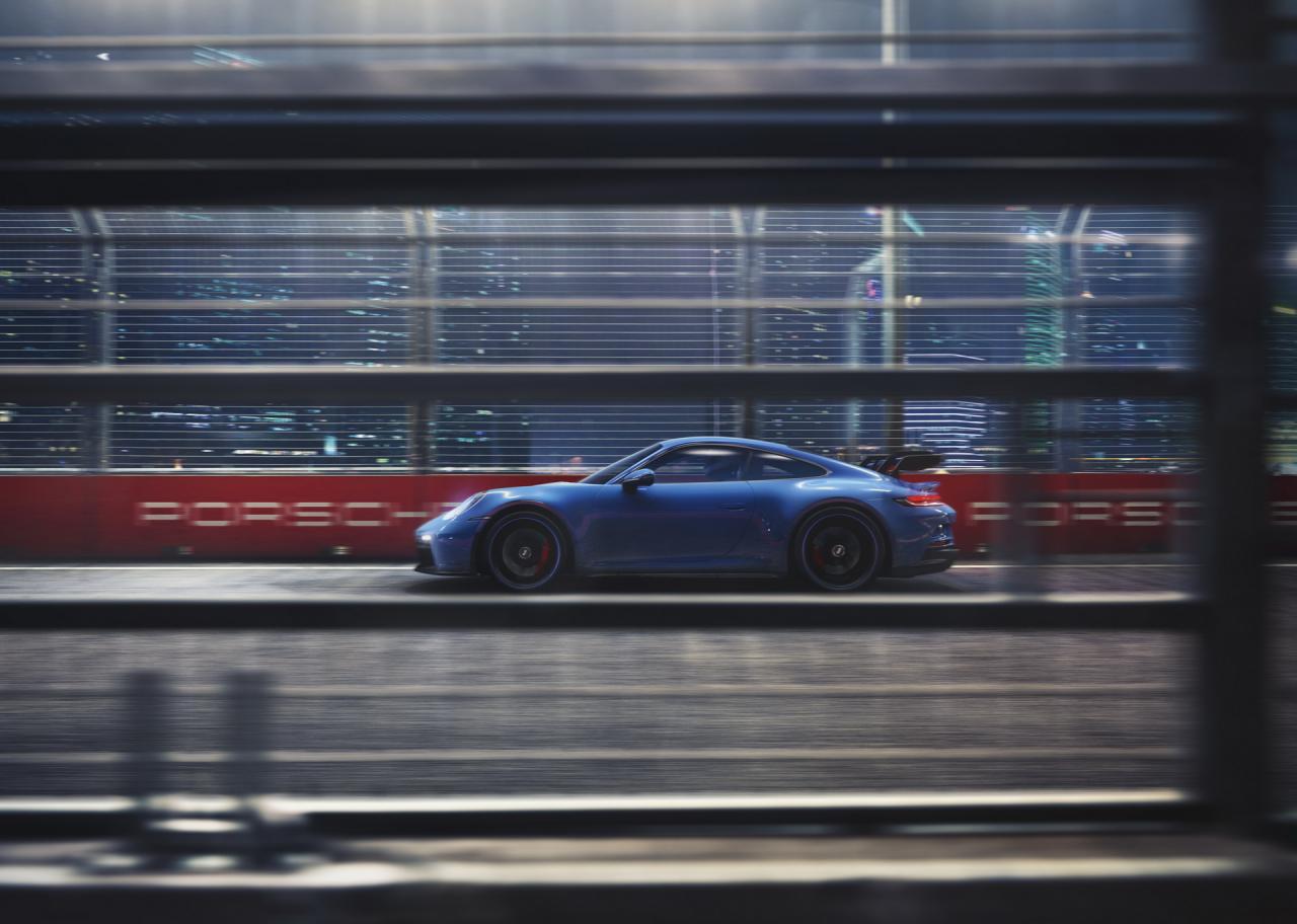 2022-Porsche-911-GT3-05.jpg