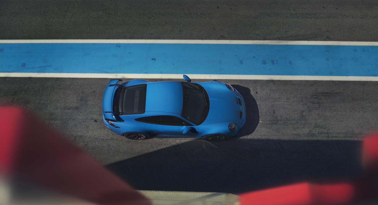 2022-Porsche-911-GT3-21.jpg