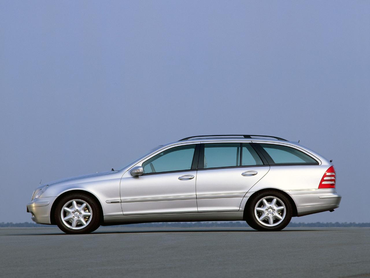MERCEDES-BENZ-C-Klasse-T-Modell--W203--1450_22.thumb.jpg.775a399d80daeede17ea03a00659dabb.jpg