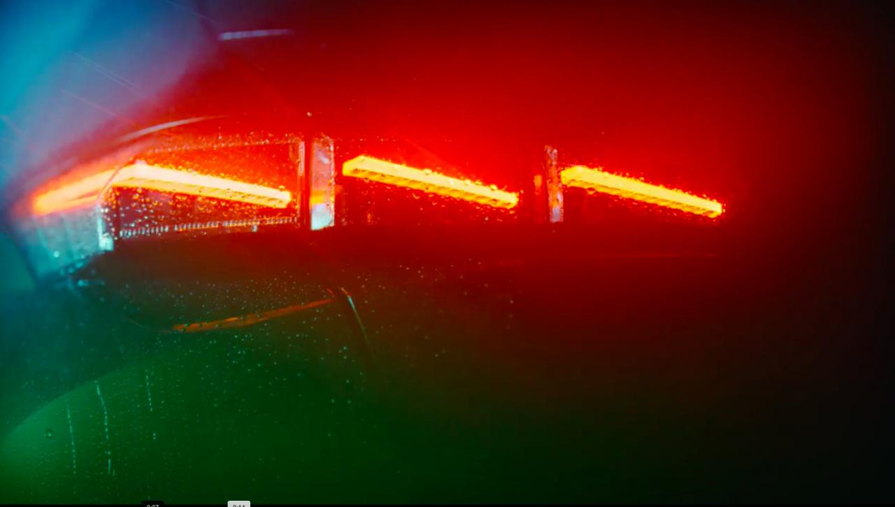 S0-nouvelle-peugeot-308-les-premiers-teasers-663827.thumb.jpg.cb97a053eb66faeeda51b229af11c028.jpg