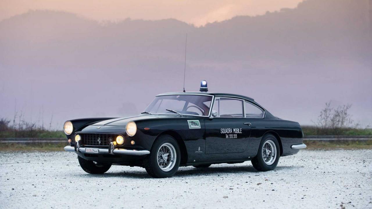 ferrari-250-gte.thumb.jpg.6b00511b348cf7f67e49fdfb9bd3a9e3.jpg