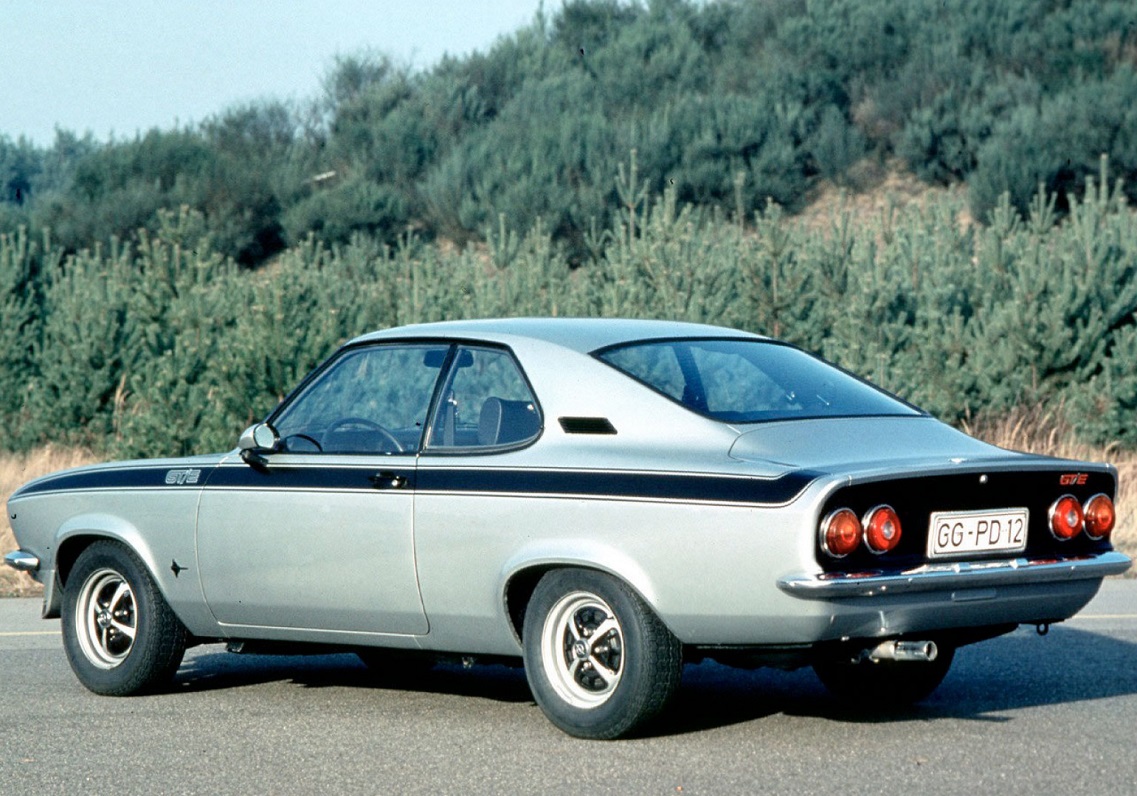 opel-manta.jpg.8b70f39765e5ad9eef363b14f29dbbda.jpg