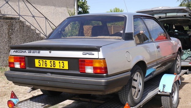 opel_ascona_sr.jpg.2aa0c7cf3eb28686a6c26ebe3580ffc9.jpg
