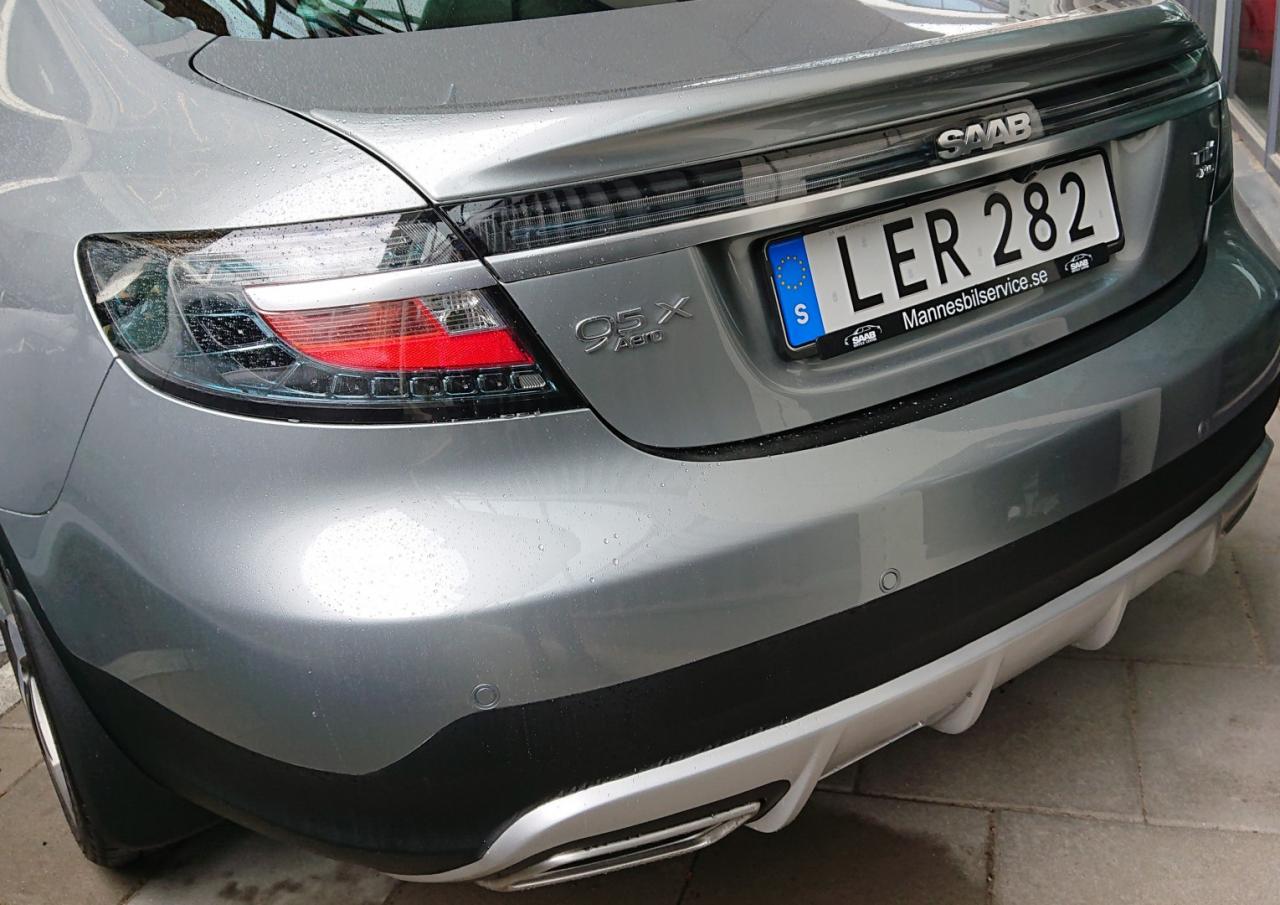 saab_9-5-X_rear.thumb.jpg.2bd4a34e5fe4eaaf06af88909beef931.jpg