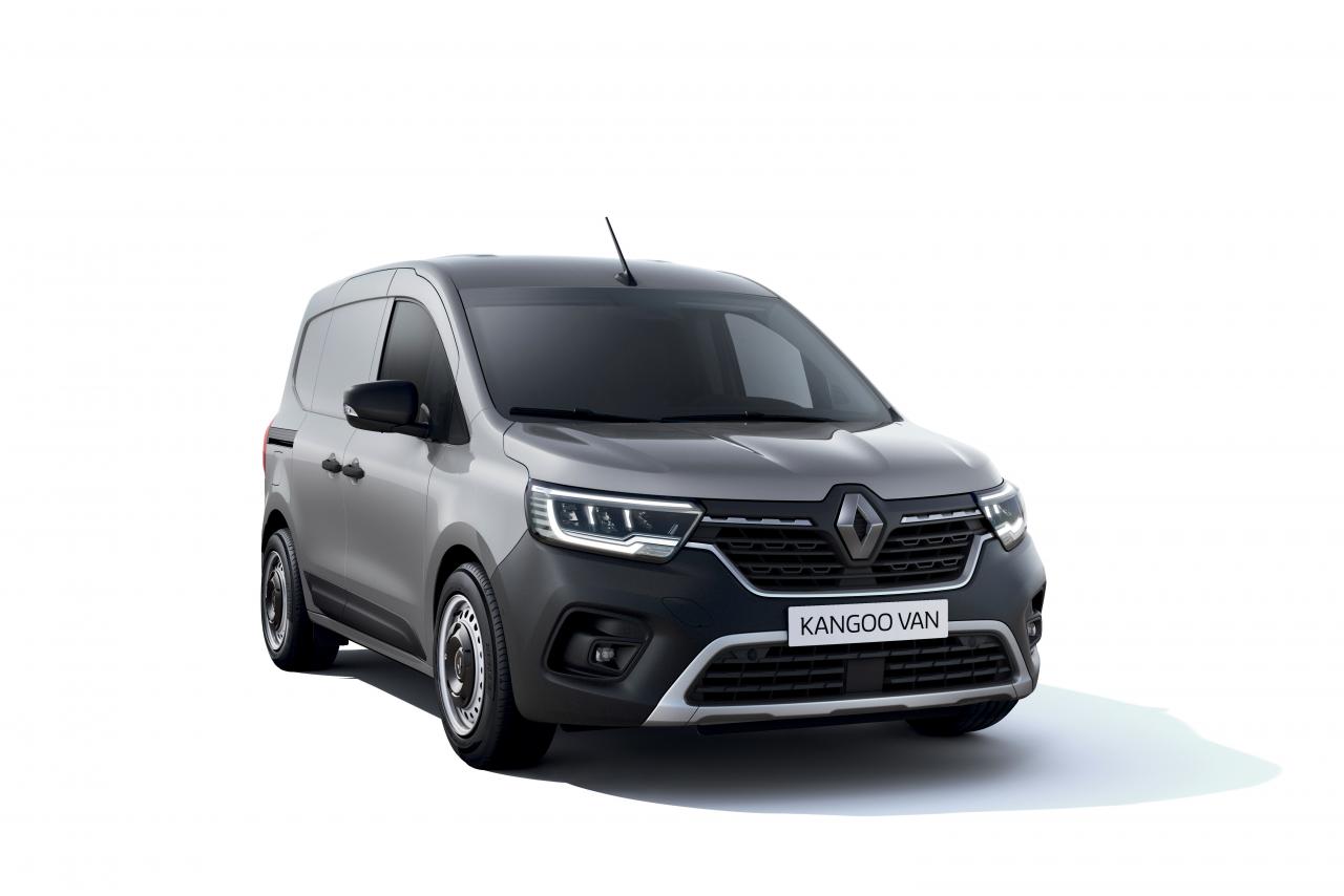 2021 - New Renault Kangoo Van in studio.jpg