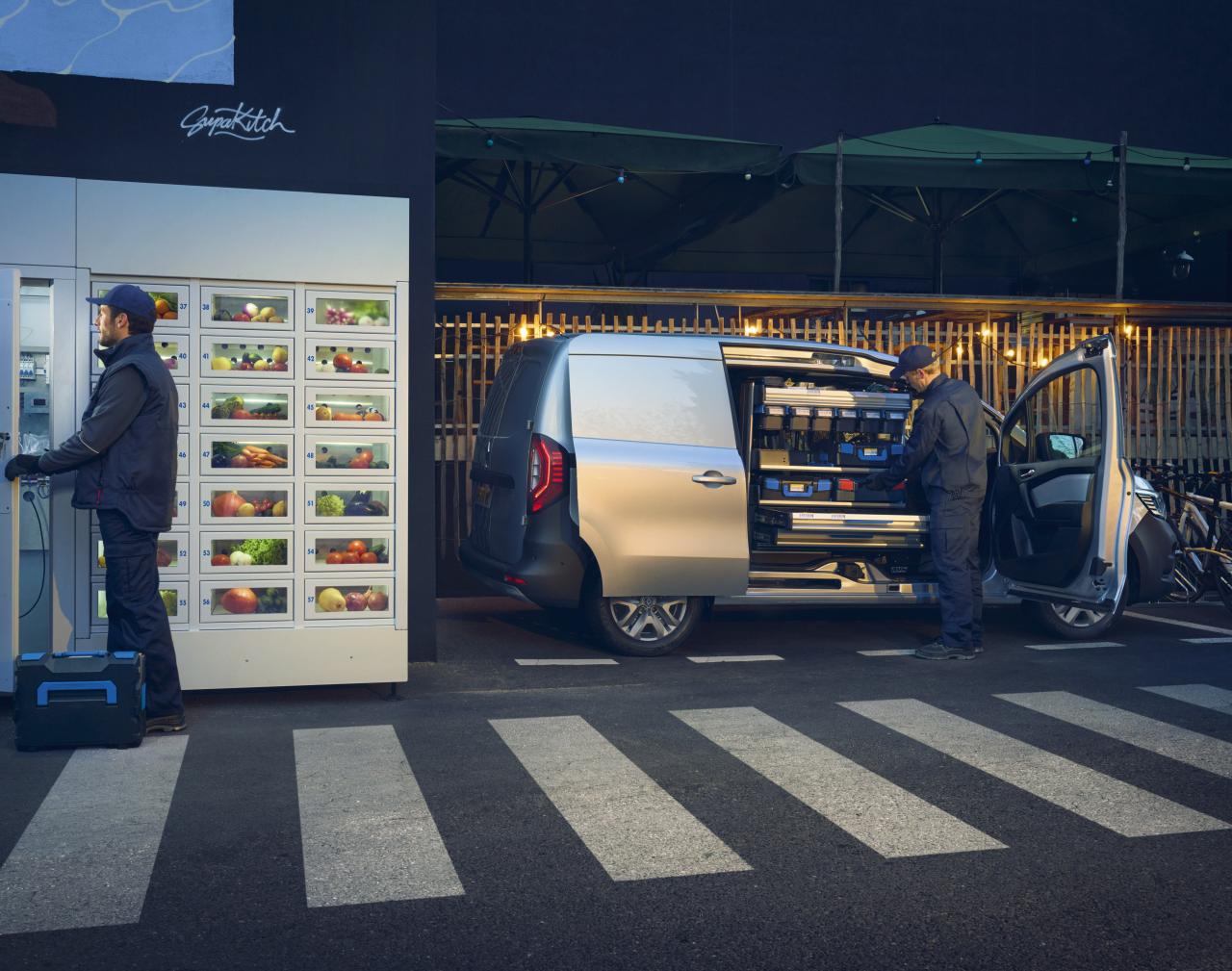 2021 - New Renault Kangoo Van on location (8).jpg