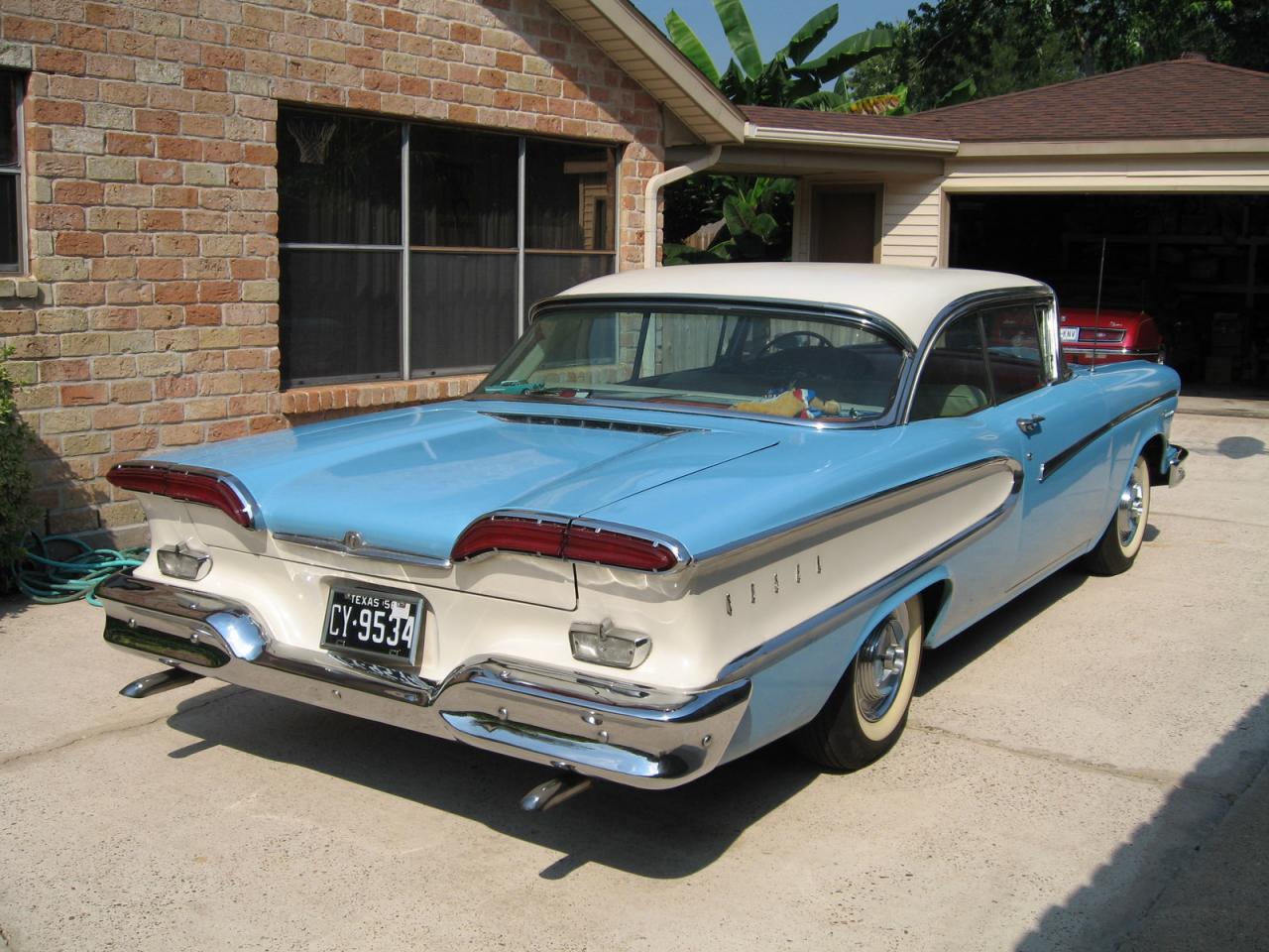 1958_edsel_pacer-2dr_rear.thumb.jpg.a0b2760bd59fca223367f97086b1dc51.jpg