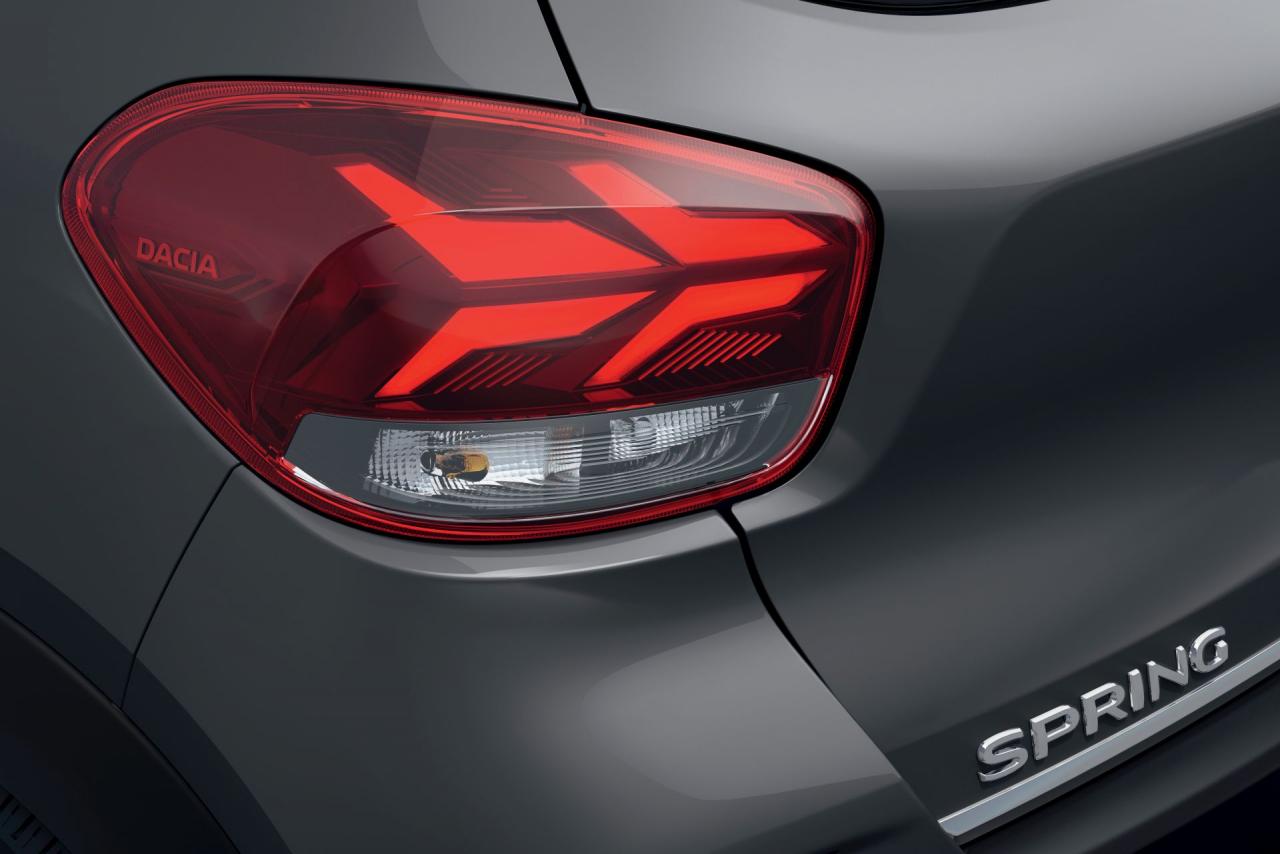 2021-Dacia-Spring-Electric-19.jpg