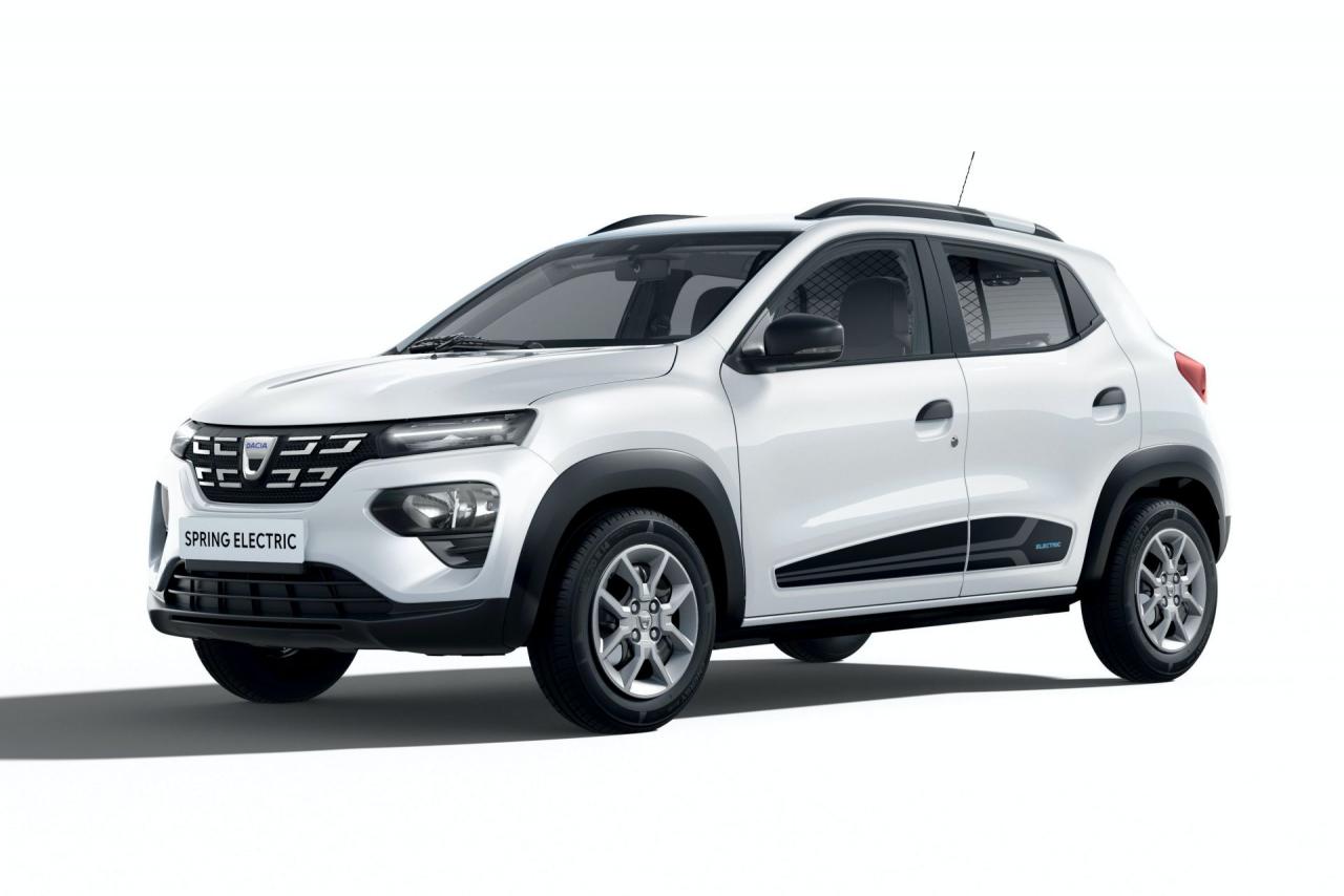 2021-Dacia-Spring-Electric-Cargo-6.jpg