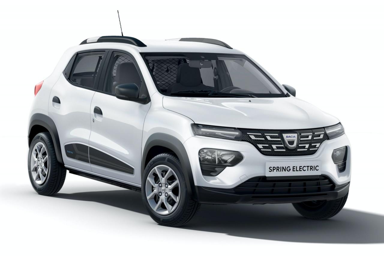 2021-Dacia-Spring-Electric-Cargo-7.jpg