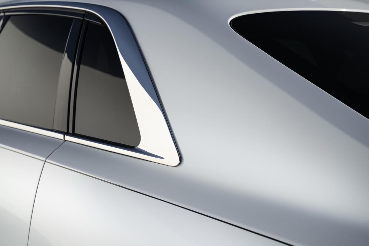 2021-Rolls-ROyce-Ghost-16.jpg