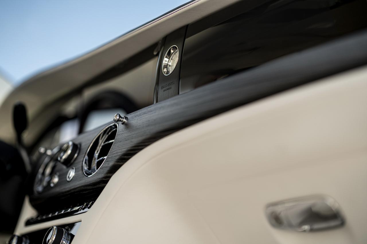 2021-Rolls-ROyce-Ghost-22.jpg