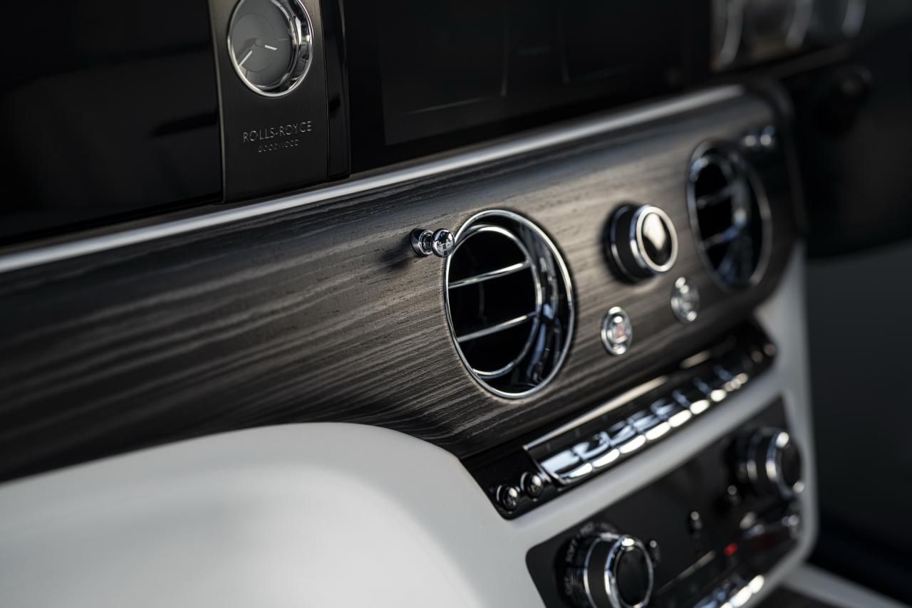 2021-Rolls-ROyce-Ghost-23.jpg