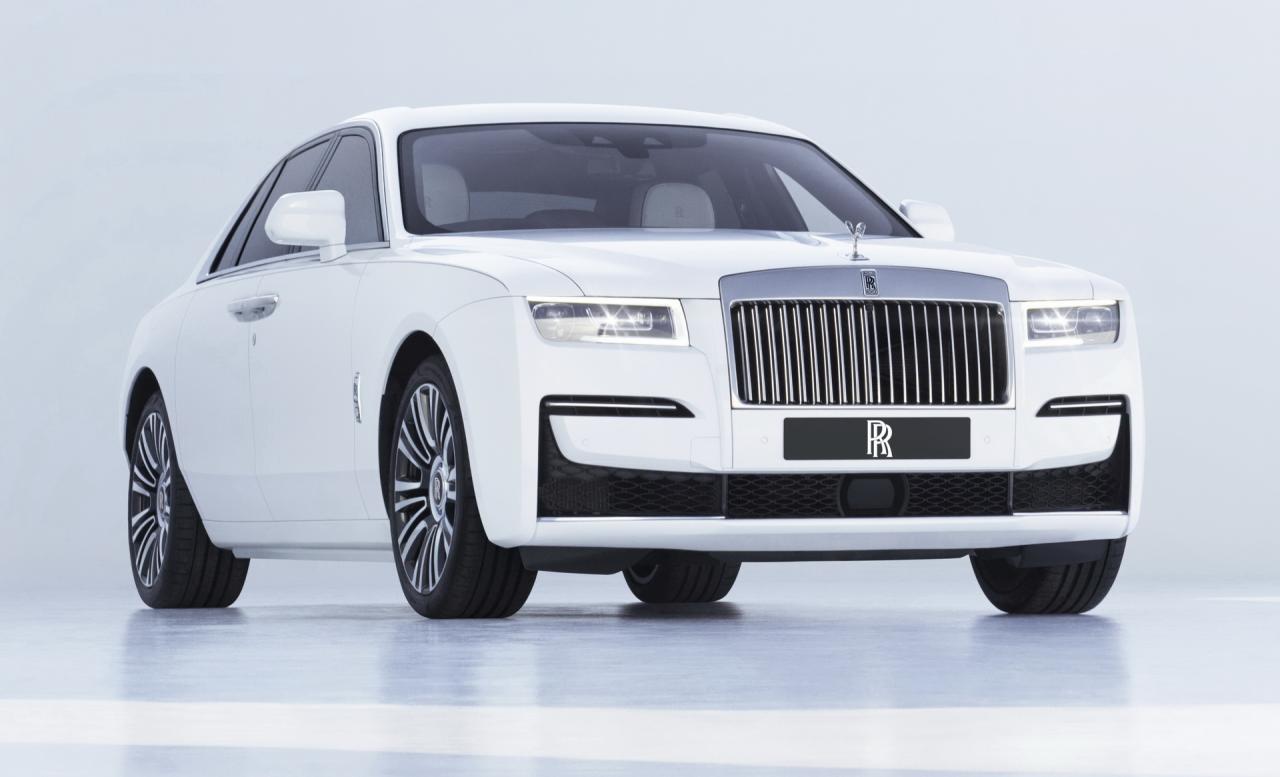2021-Rolls-ROyce-Ghost-3.jpg